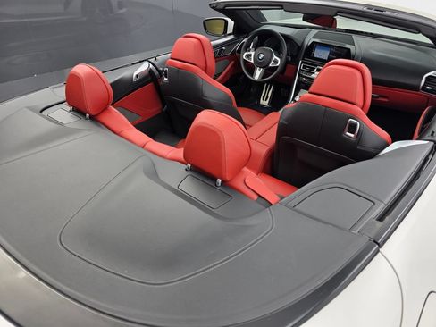 Used 2022 BMW 840i Convertible w/ Comfort Seating Package RWD image 25