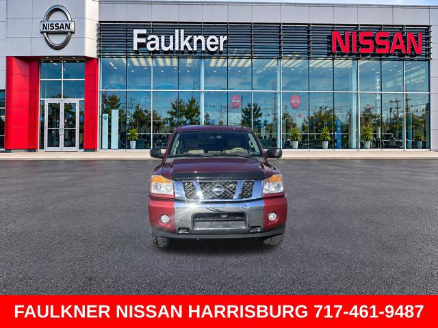 Used 2015 Nissan Titan SV w/ SV Value Truck Package AWD/4WD image 2