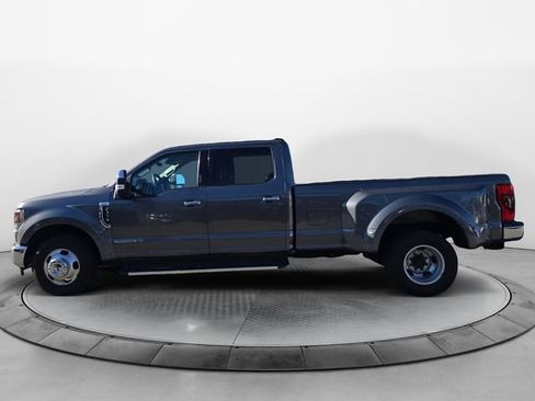 Used 2021 Ford F350 XLT w/ XLT Premium Package image 2