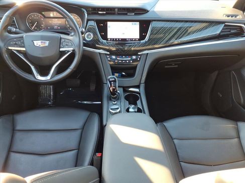 Used 2023 Cadillac XT6 Premium Luxury image 23