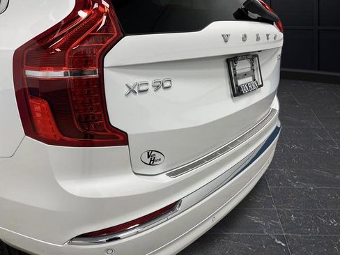Used 2024 Volvo XC90 B6 Plus w/ Protection Package Premier AWD/4WD image 35