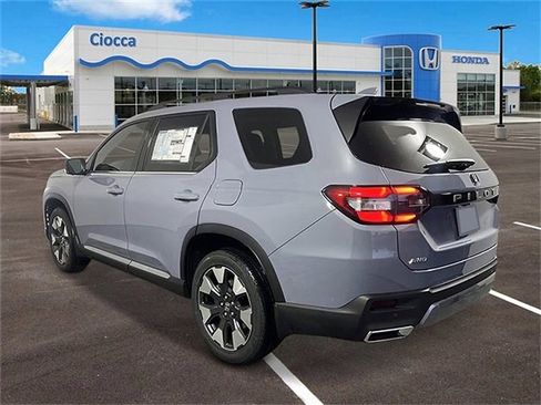 New 2026 Honda Pilot Elite image 3