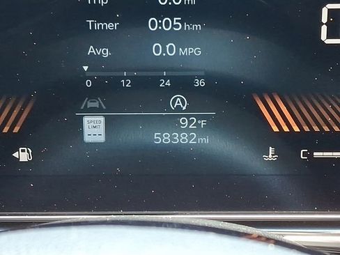 Certified 2024 Kia Sorento S w/ Panoramic Sunroof Package FWD image 21