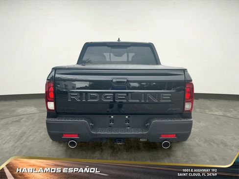 Used 2025 Honda Ridgeline RTL image 5