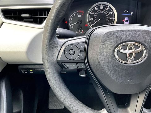 Used 2022 Toyota Corolla LE w/ Carpet Mat Package (TMS) FWD image 23