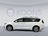 Used 2018 Chrysler Pacifica Touring Plus w/ Tire & Wheel Group image 2