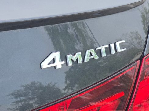 Used 2022 Mercedes-Benz C 300 4MATIC Sedan image 5