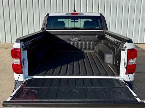New 2025 Ford Maverick XLT w/ XLT Luxury Package FWD image 15