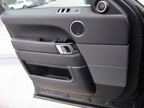 Used 2021 Land Rover Range Rover Sport HST image 36