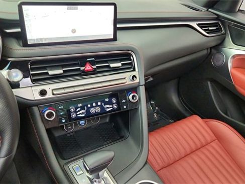 Used 2025 Genesis G70 2.5T w/ Sport Prestige Package image 43