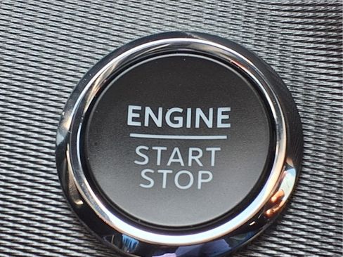 Used 2025 Ford Explorer ST RWD image 16