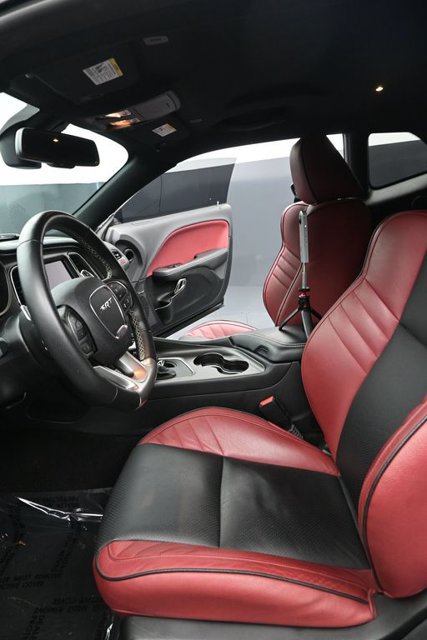 Used 2023 Dodge Challenger SRT Hellcat RWD image 7