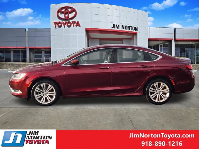 Used 2015 Chrysler 200 Limited w/ Convenience Group FWD image 5