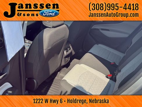 Used 2024 Chevrolet Equinox LT FWD image 13