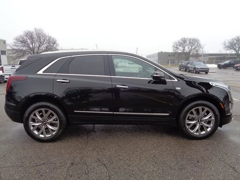 Certified 2023 Cadillac XT5 Premium Luxury w/ LPO, Floor Liner Package image 5