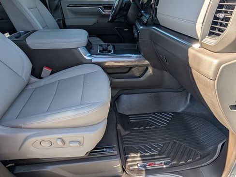 Used 2026 Chevrolet Silverado 2500 LTZ w/ LTZ Premium Package image 27