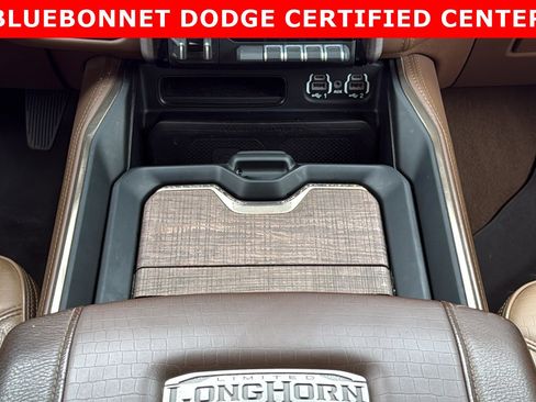 Used 2022 RAM 2500 Limited AWD/4WD image 19