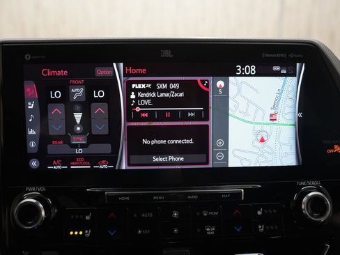Used 2021 Toyota Highlander Platinum AWD/4WD image 18