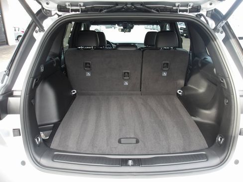 New 2025 Jeep Grand Cherokee Limited image 7