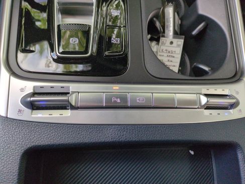 New 2026 Kia Carnival SX FWD image 30