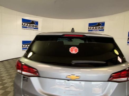 Used 2024 Chevrolet Equinox LT FWD image 9