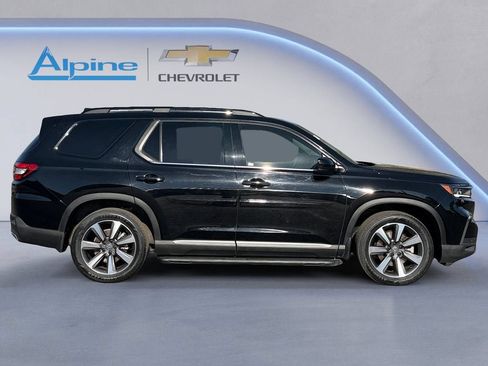 Used 2025 Honda Pilot Elite image 6