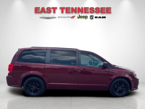 Used 2019 Dodge Grand Caravan GT FWD image 2