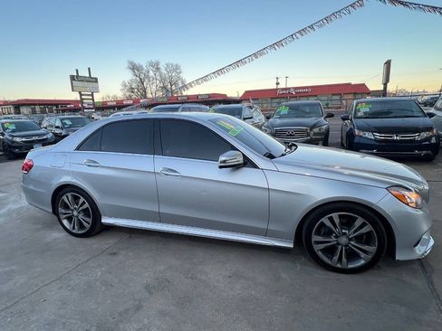 Used 2016 Mercedes-Benz E 350 4MATIC Sedan image 22