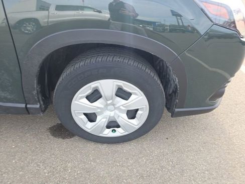 Used 2023 Subaru Forester image 5