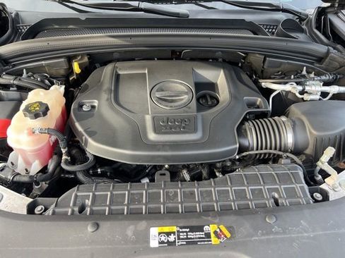 Used 2021 Jeep Grand Cherokee L Overland w/ Advanced Protech Group III image 28