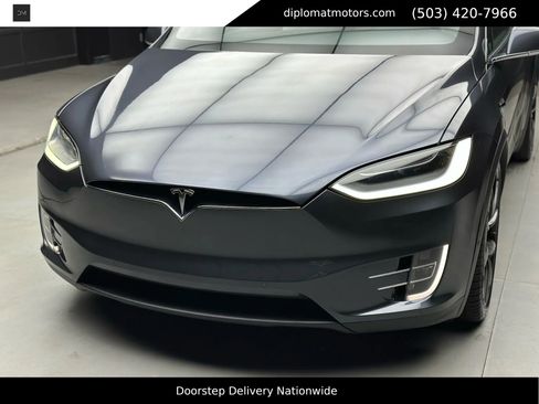 Used 2019 Tesla Model X Performance image 14