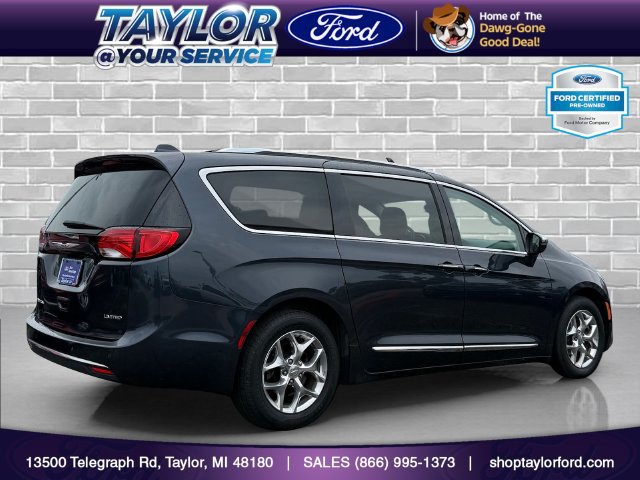 Used 2019 Chrysler Pacifica Limited FWD image 3
