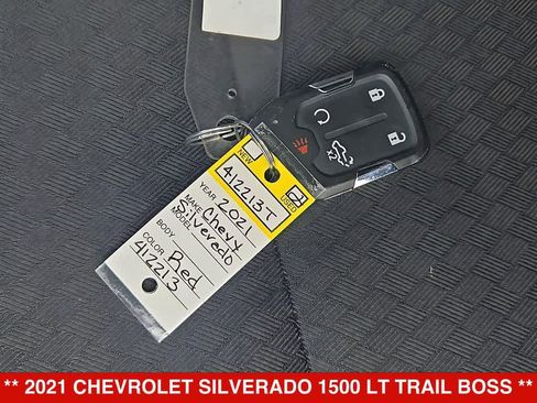 Used 2021 Chevrolet Silverado 1500 LT Trail Boss AWD/4WD image 35