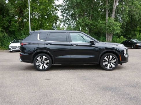 Used 2025 Mitsubishi Outlander SE AWD/4WD image 6