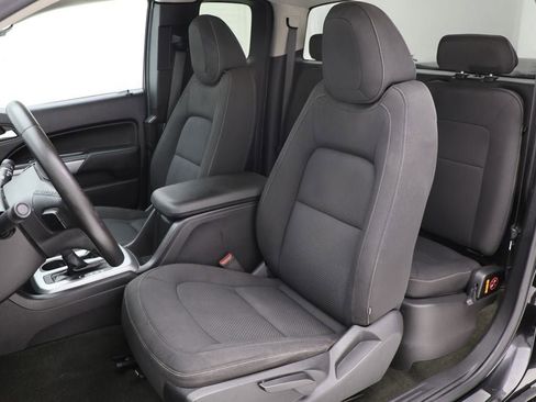 Used 2016 Chevrolet Colorado LT w/ Midnight Edition image 18