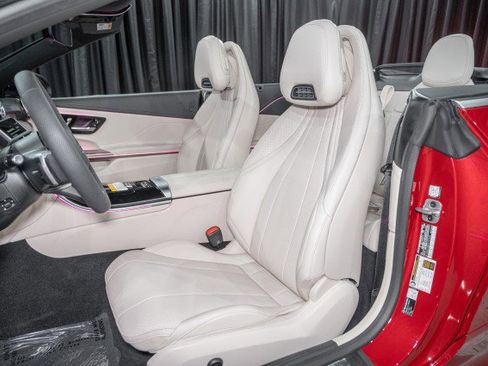 New 2026 Mercedes-Benz CLE 300 4MATIC Cabriolet image 11