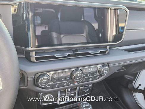 New 2026 Jeep Wrangler Unlimited Sahara image 21