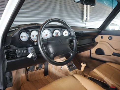 Used 1996 Porsche 911 Cabriolet image 4