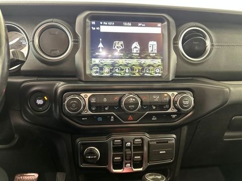 Used 2021 Jeep Wrangler Unlimited Sahara w/ Cold Weather Group image 23