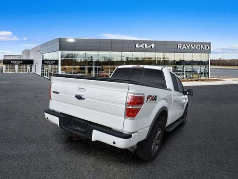 Used 2014 Ford F150 FX4 w/ Equipment Group 402A Luxury AWD/4WD image 3