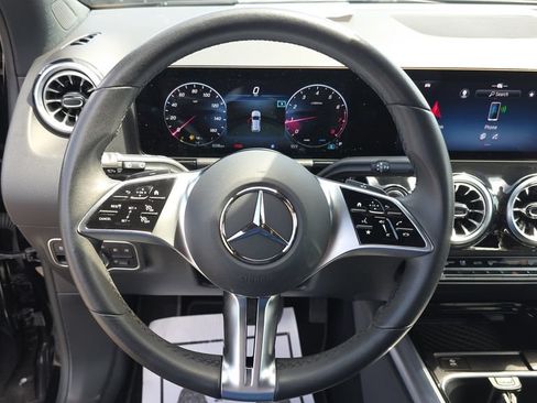 Certified 2025 Mercedes-Benz GLA 250 image 16