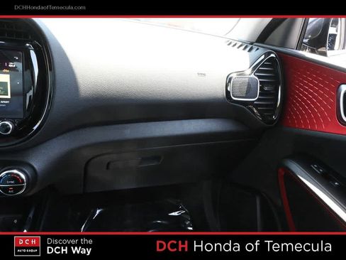 Used 2025 Kia Soul GT-Line w/ GT-Line Technology Package FWD image 14