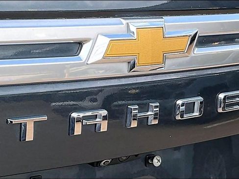 Used 2021 Chevrolet Tahoe High Country w/ Premium Package 2 AWD/4WD image 31