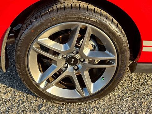 Used 2010 Ford Mustang Shelby GT500 image 11