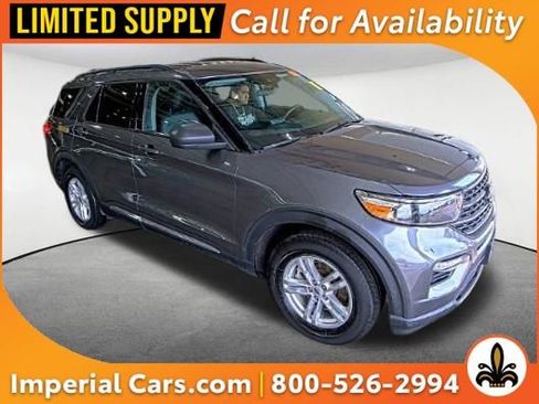 Used 2023 Ford Explorer XLT w/ Equipment Group 202A AWD/4WD image 1