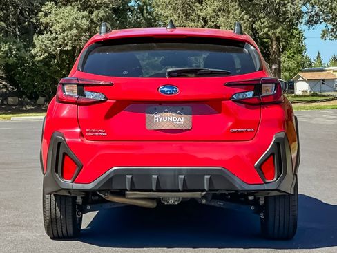 Used 2025 Subaru Crosstrek 2.5i Premium AWD/4WD image 5