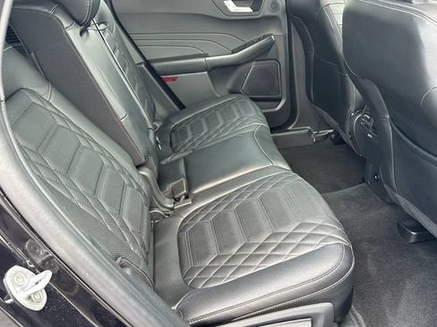 Used 2024 Ford Escape SE w/ PHEV Premium Package FWD image 9