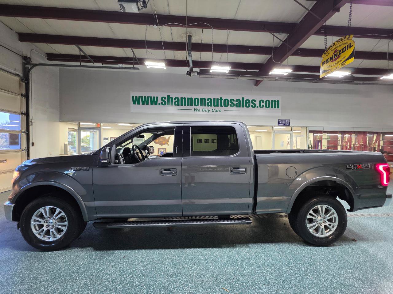 Used 2017 Ford F150 Lariat w/ Equipment Group 501A Mid AWD/4WD image 11