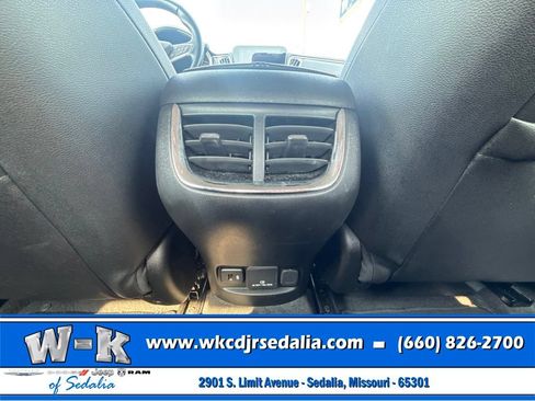 Used 2024 Chevrolet Malibu LT FWD image 30