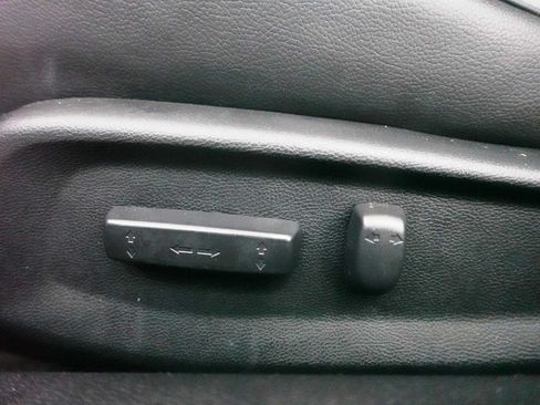 Used 2019 Honda Civic Touring image 14
